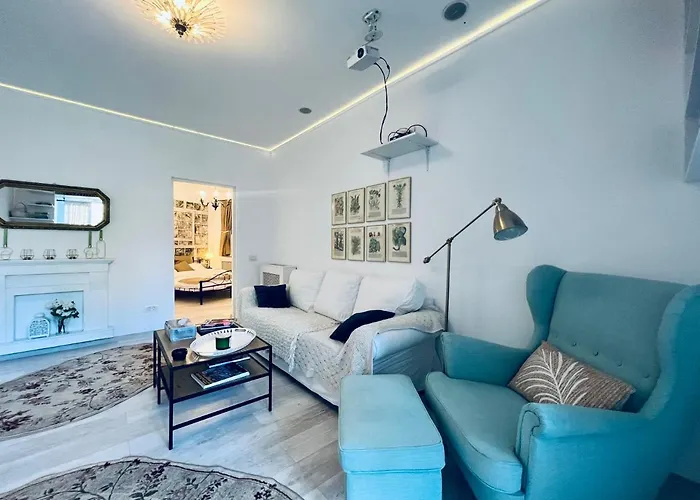 Apartman Center Oasis, Universitate Bukarest